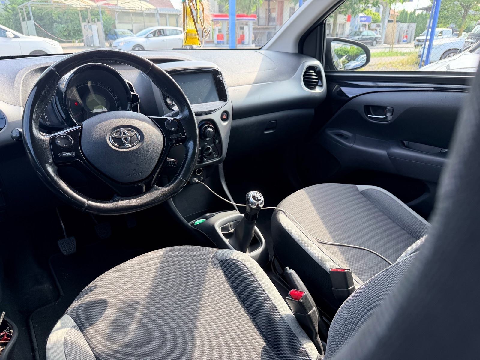 Toyota Aygo 1.0 VVT-i X-PLAY, fotografija 10