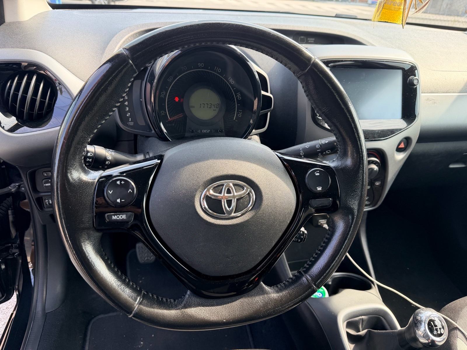 Toyota Aygo 1.0 VVT-i X-PLAY, fotografija 13
