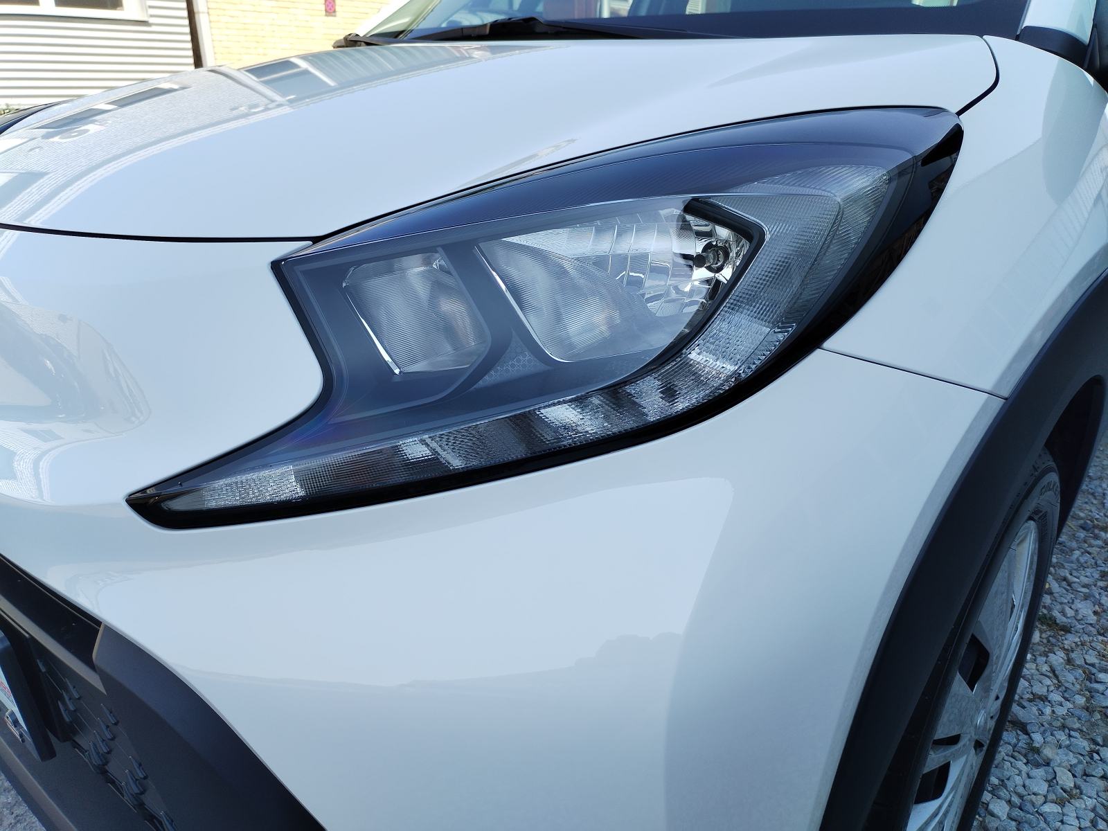 Toyota Aygo X 1.0, SAMO 11.941 km, GAR. 6 GODINA, SERVISNA, TOP STANJE, fotografija 9