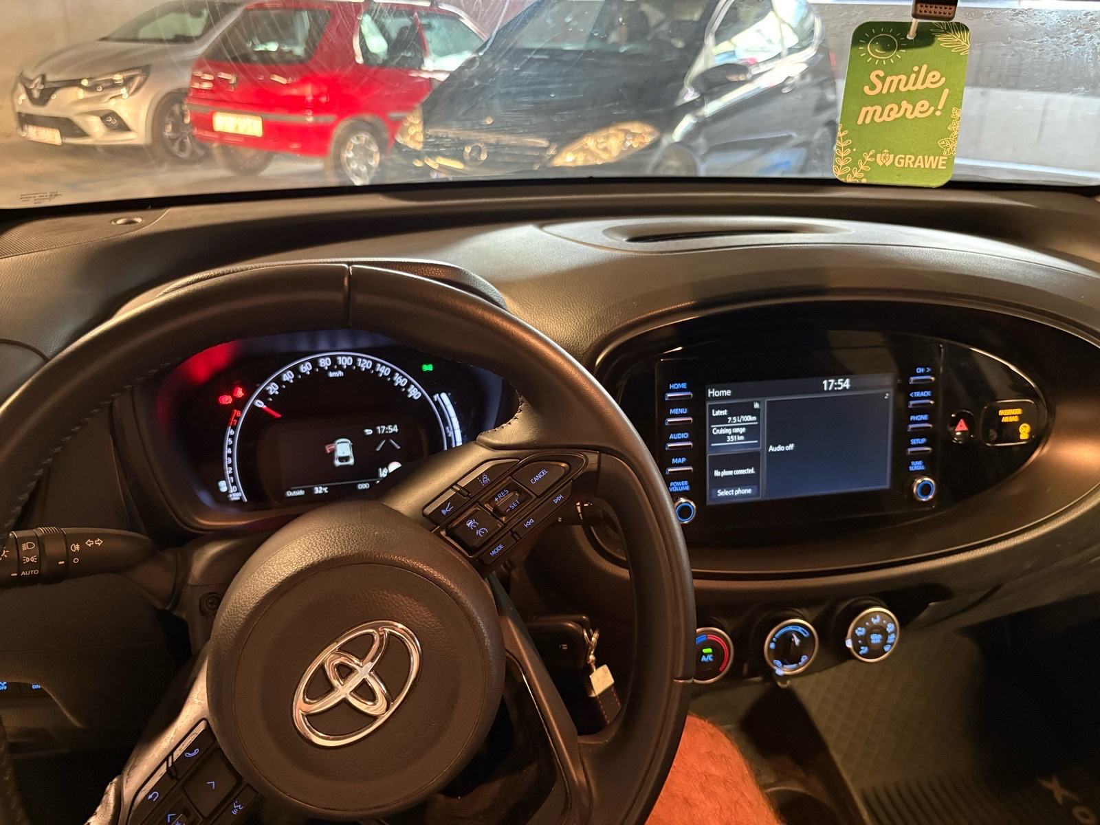 Toyota Aygo X 1.0 VVT-i active, fotografija 4