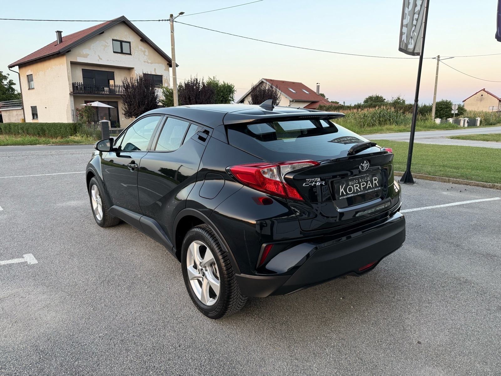 Toyota C-HR 1,2T C-ENTER TSS, 1.vl, 111.000km, MOGUĆNOST BRZOG KREDITA, fotografija 7