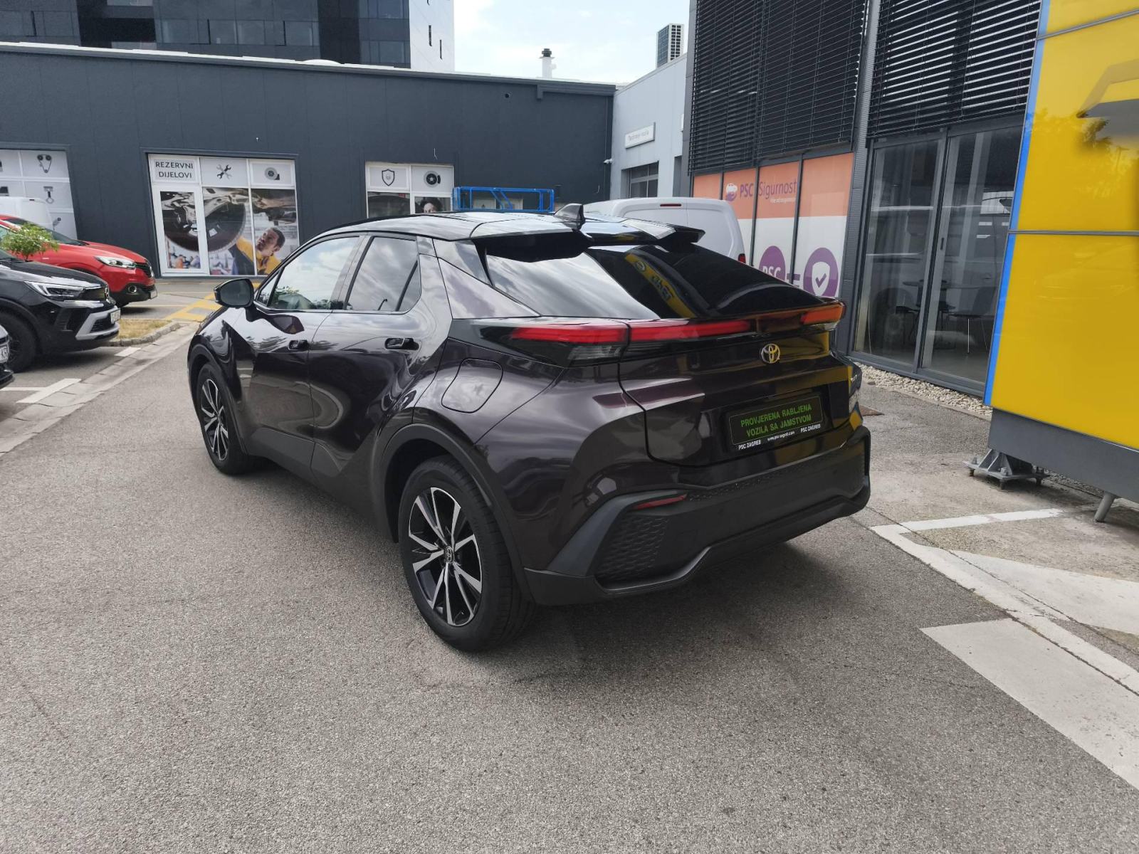 Toyota C-HR 1.8 ACTIVE DRIVE 72kW - Provjerena rabljena vozila!, fotografija 15