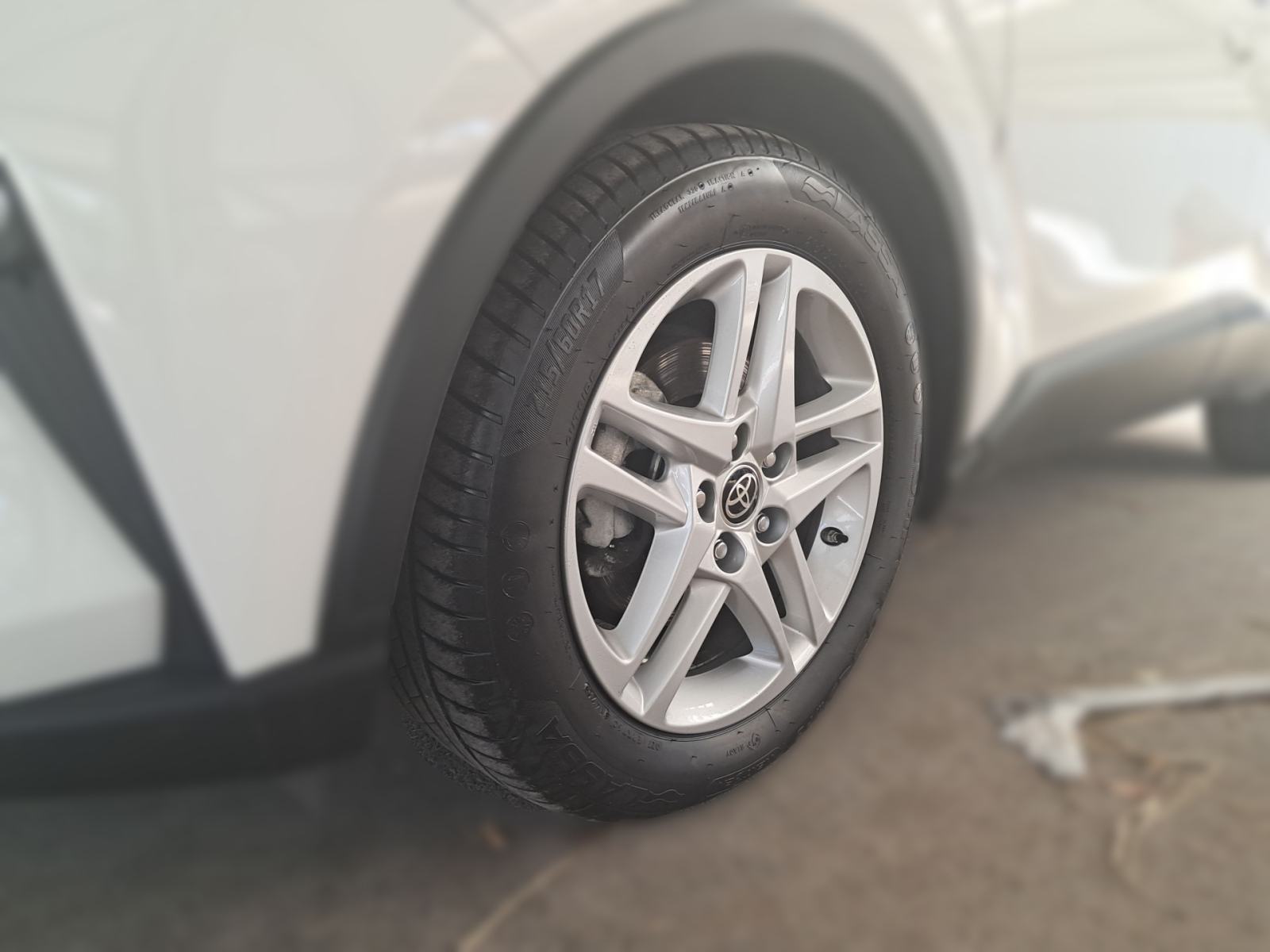 Toyota C-Hr 1.8 HSD 5D E-CVT C-ENTER HYBRID, fotografija 10