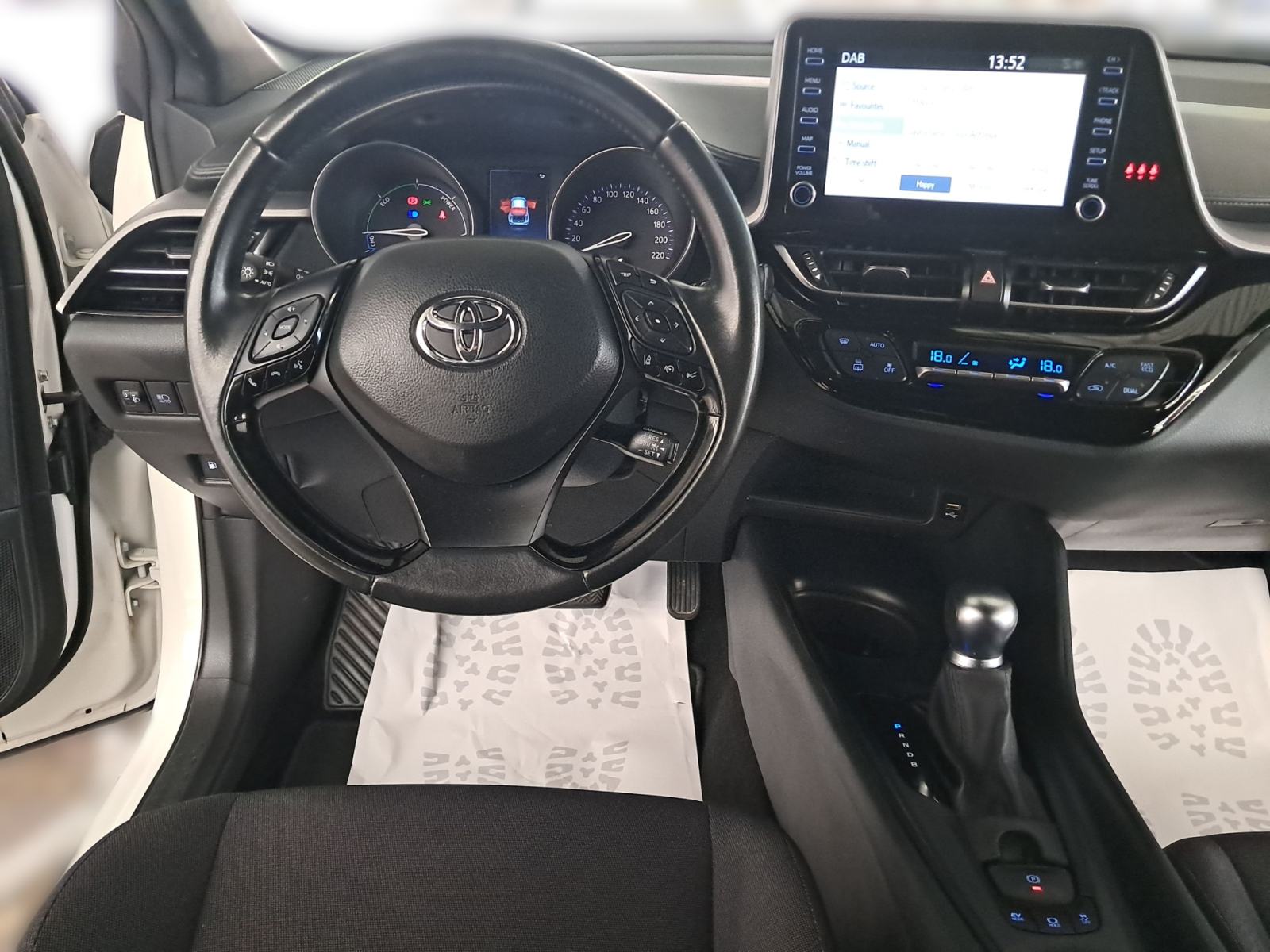 Toyota C-Hr 1.8 HSD 5D E-CVT C-ENTER HYBRID, fotografija 15