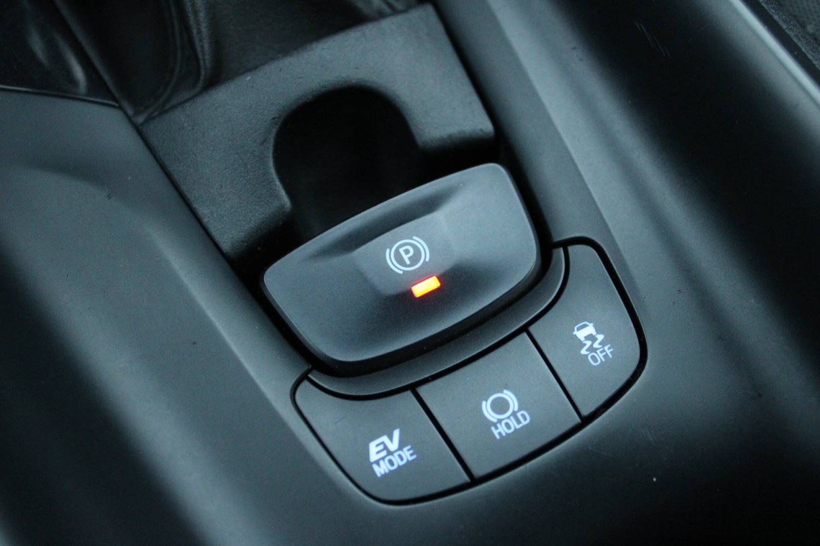 Toyota C-HR 1.8 Hybrid AUTOMATIK *LED, NAVIGACIJA, KAMERA*, fotografija 17