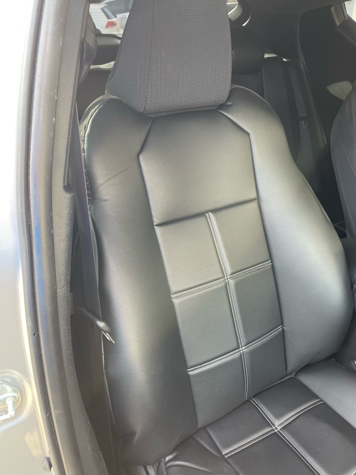 Toyota C-HR 1,8 VVT-i automatik HR AUTO, fotografija 11