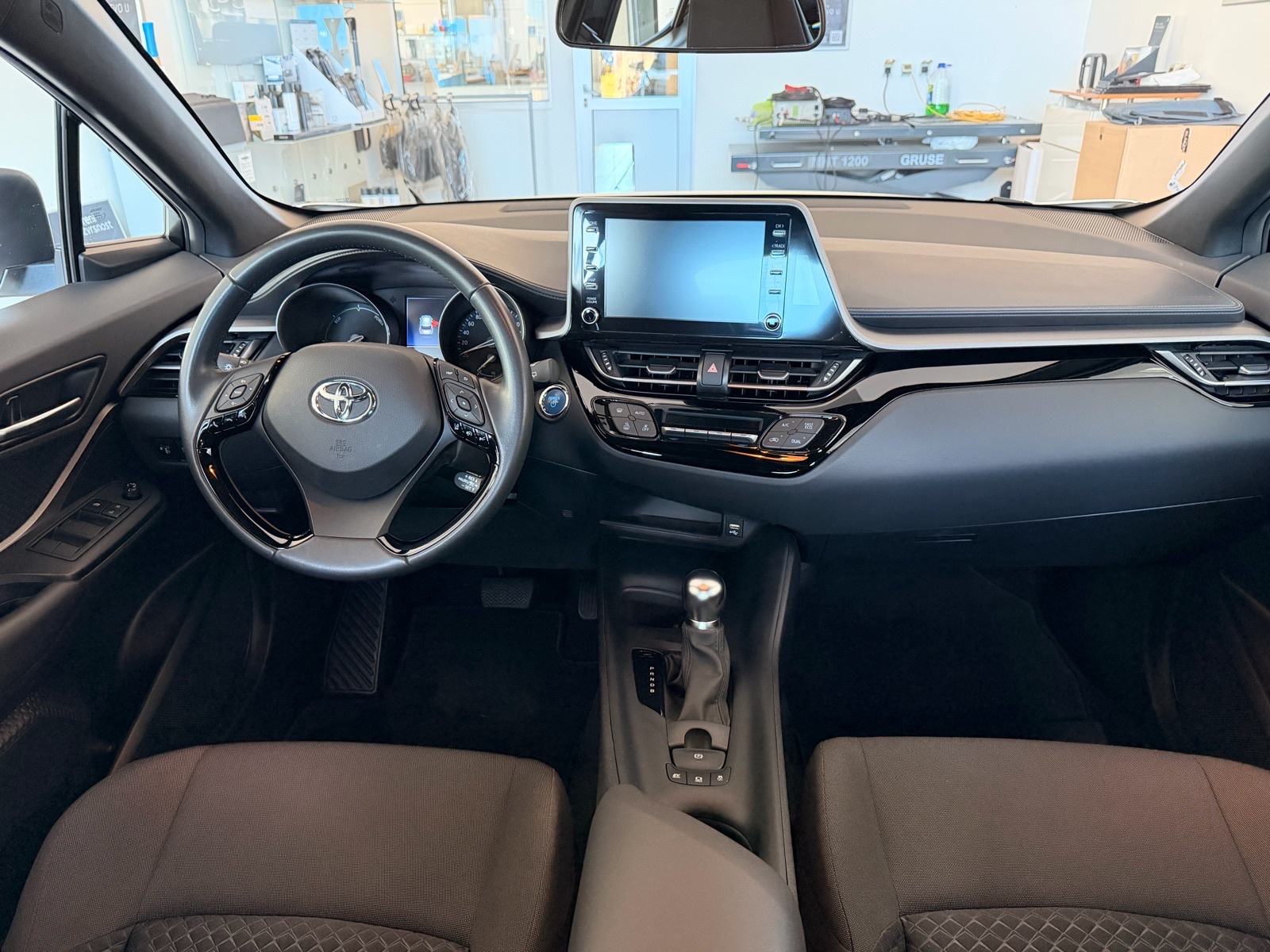 Toyota C-HR 1,8 VVT-i Hybrid, fotografija 9