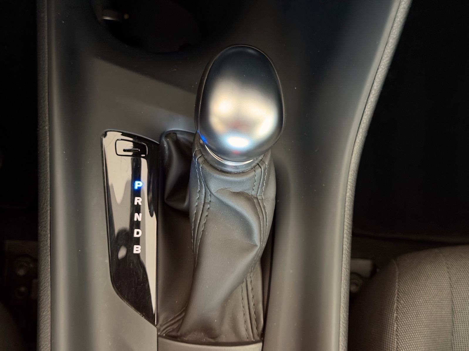 Toyota C-HR 1,8 VVT-i Hybrid, fotografija 13