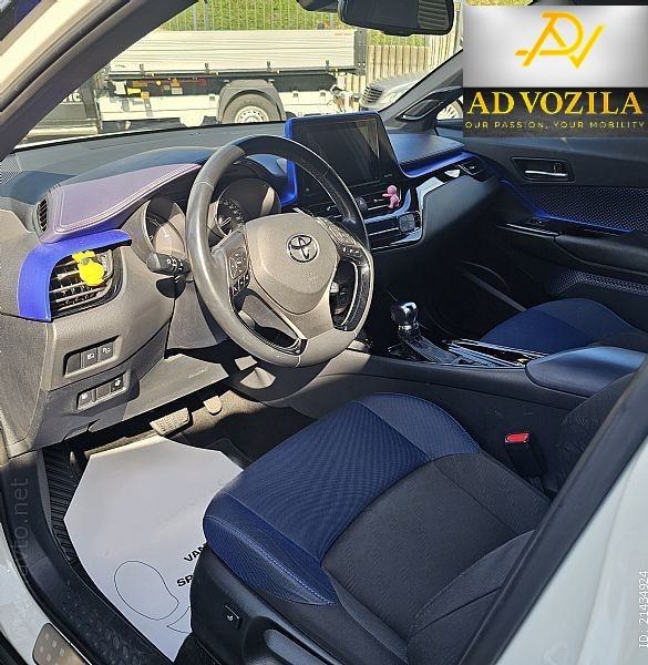 Toyota C-HR 1,8 VVT-i Style selection €22.499 do reg.!, fotografija 7