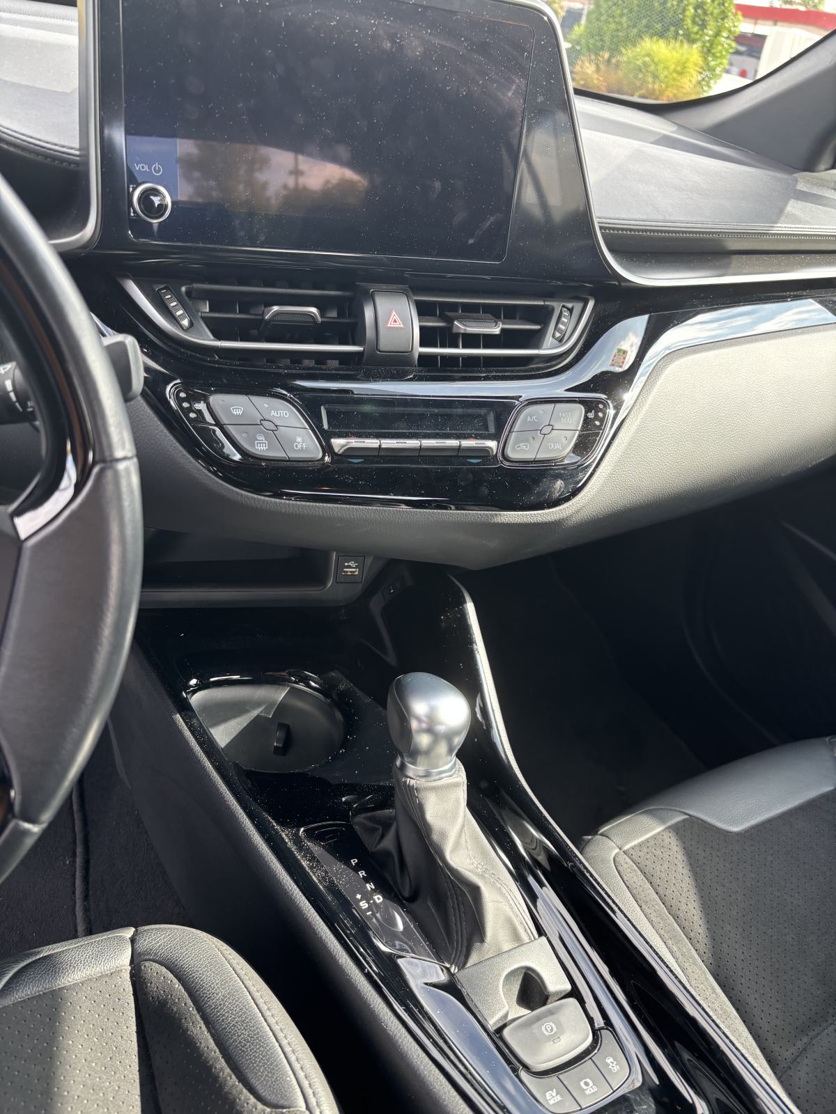 C-HR 2.0 HEV CLUB ALCANTARA ASSIST e-CVT 184KS...SERVISNA /JAMSTVO, fotografija 8