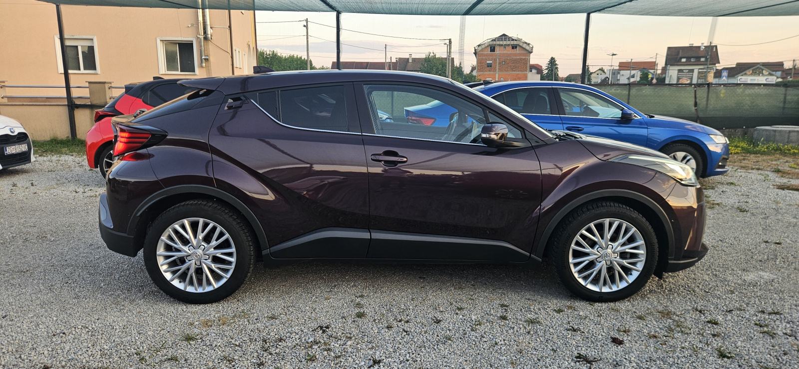 TOYOTA C-HR 2,0 HYBRID GR * Kamera * LED * JBL * FULL OPREMA, fotografija 4