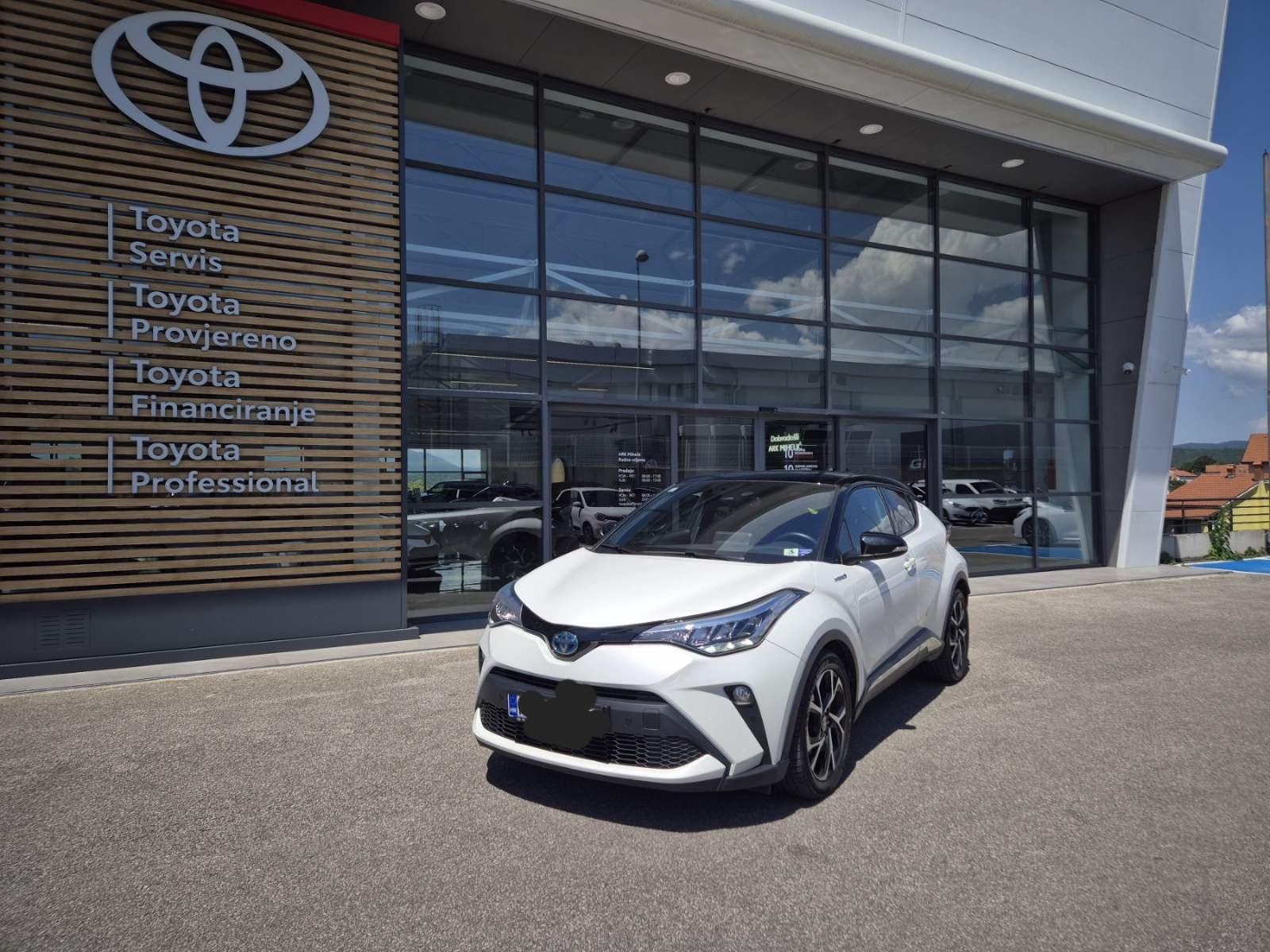 Toyota C-HR 2021 PRVI VLASNIK, fotografija 2