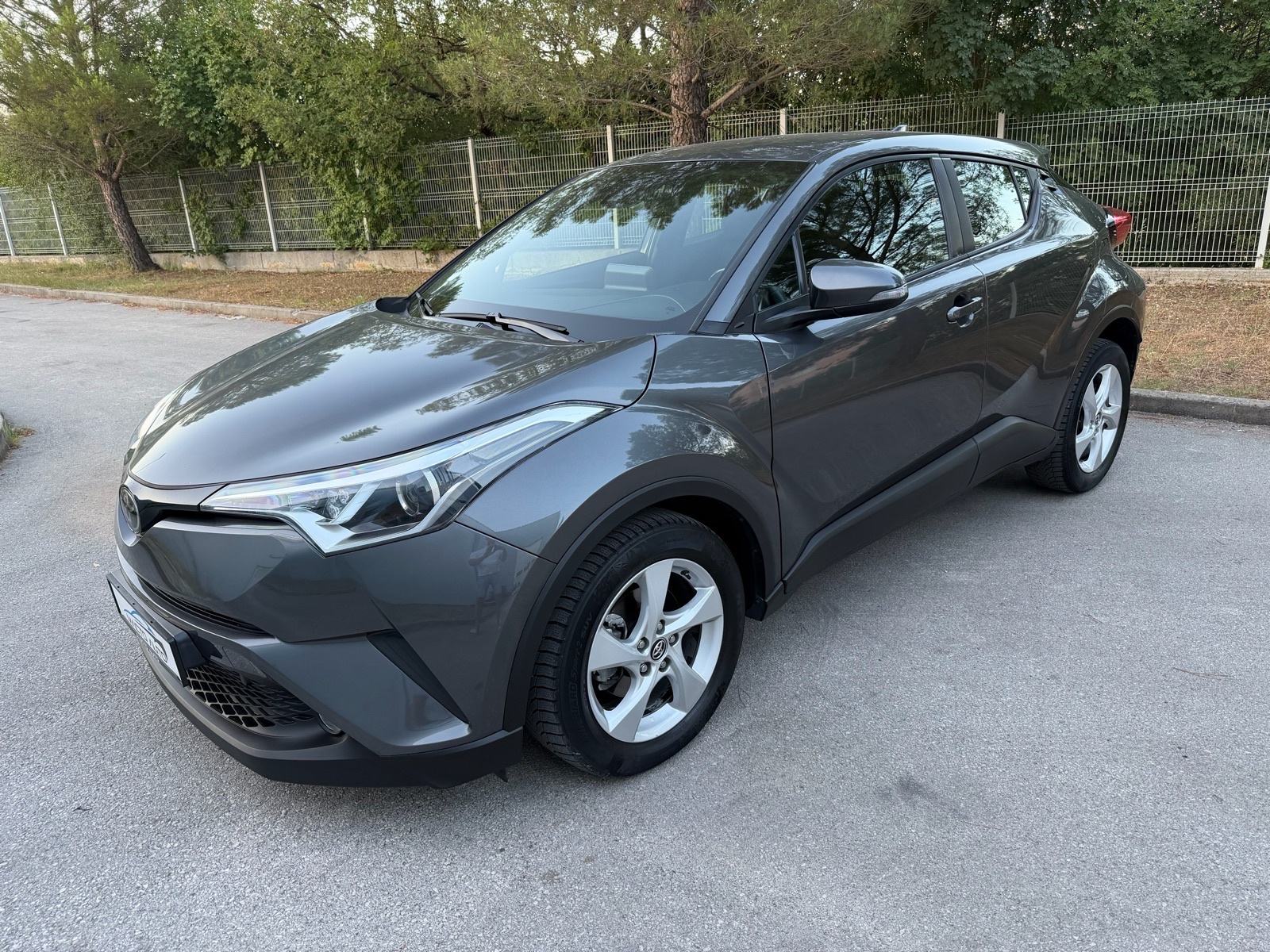 Toyota C-HR BENZIN, automatik!!!, fotografija 6
