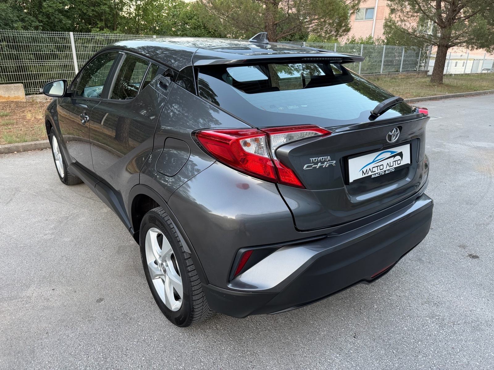 Toyota C-HR BENZIN, automatik!!!, fotografija 7