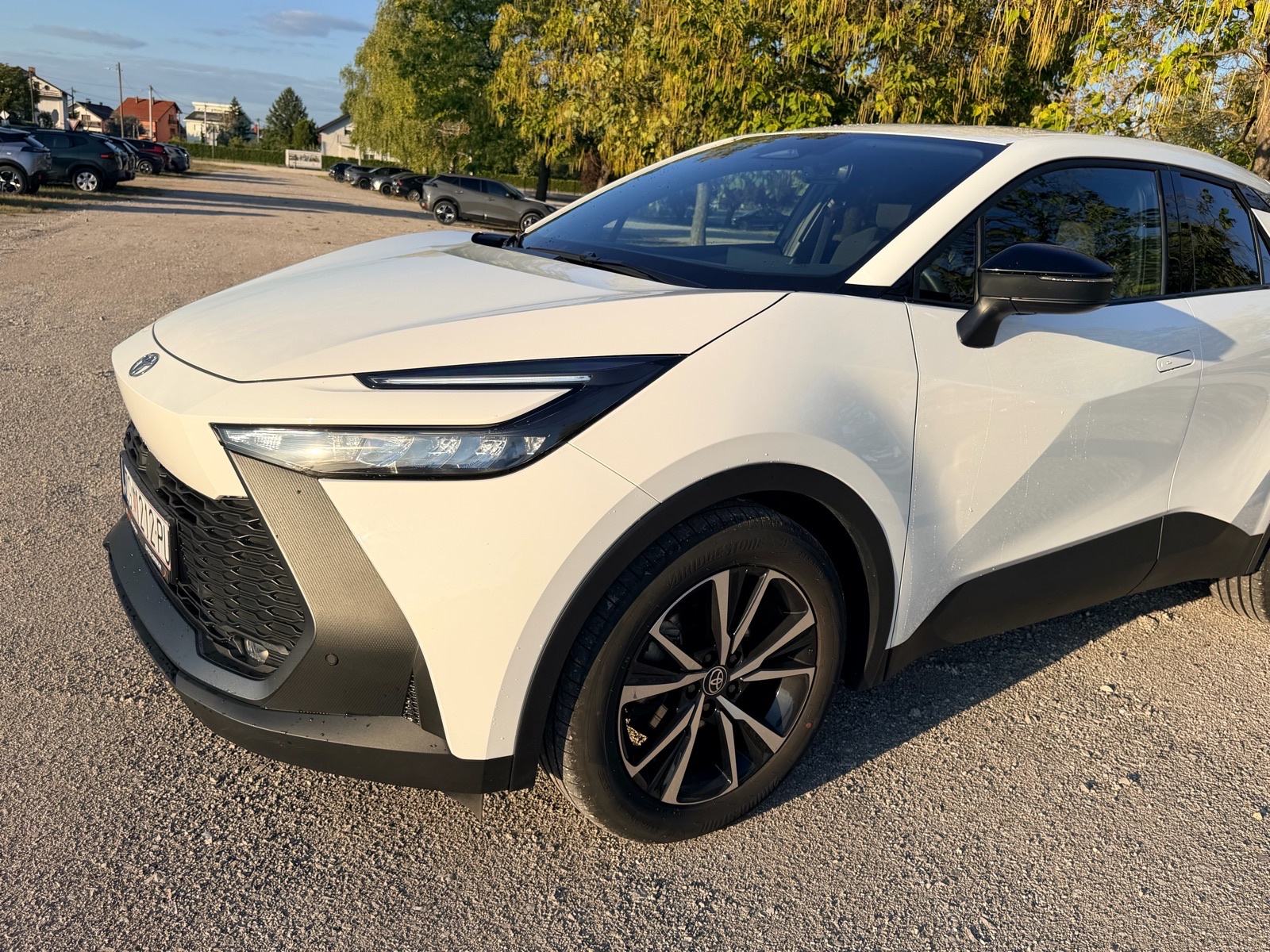 Toyota C-HR, HEV 1,8, C-OOL, HR, 1. vlasnik, reg. godinu dana