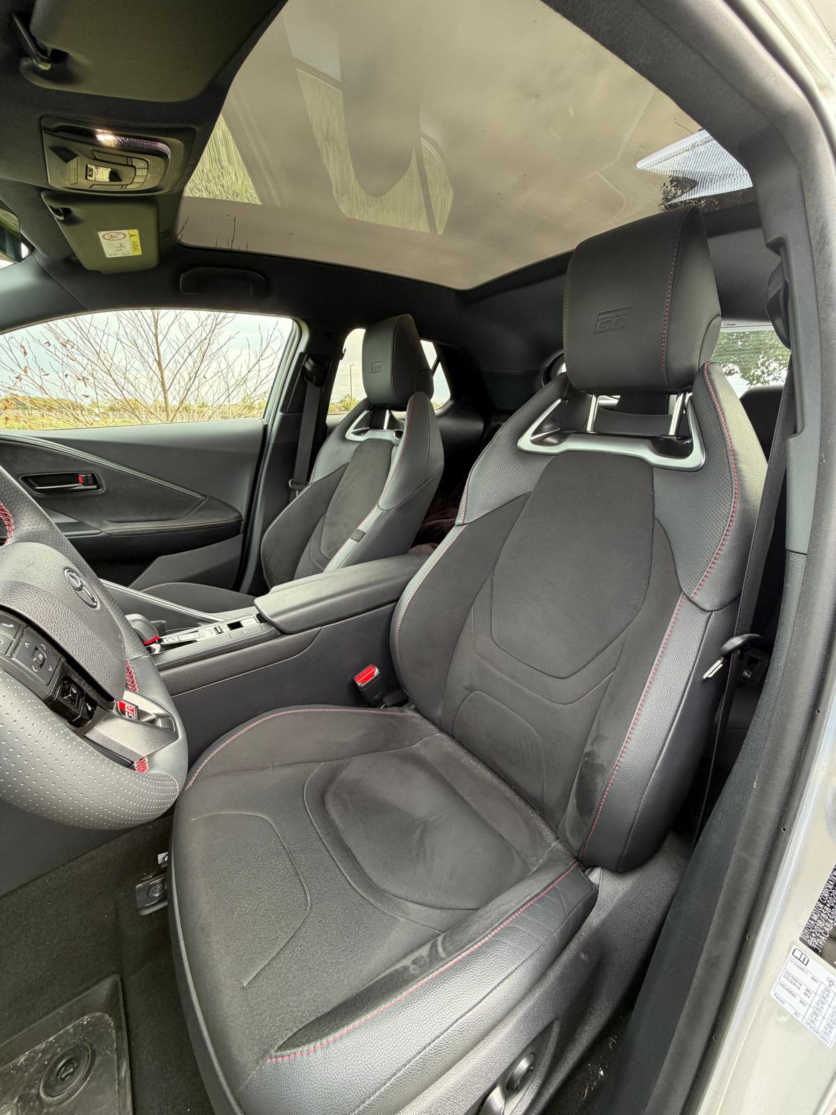 Toyota C-HR hybrid 2.0 HEV AWD 5D E-CVT GR SPORT, fotografija 3