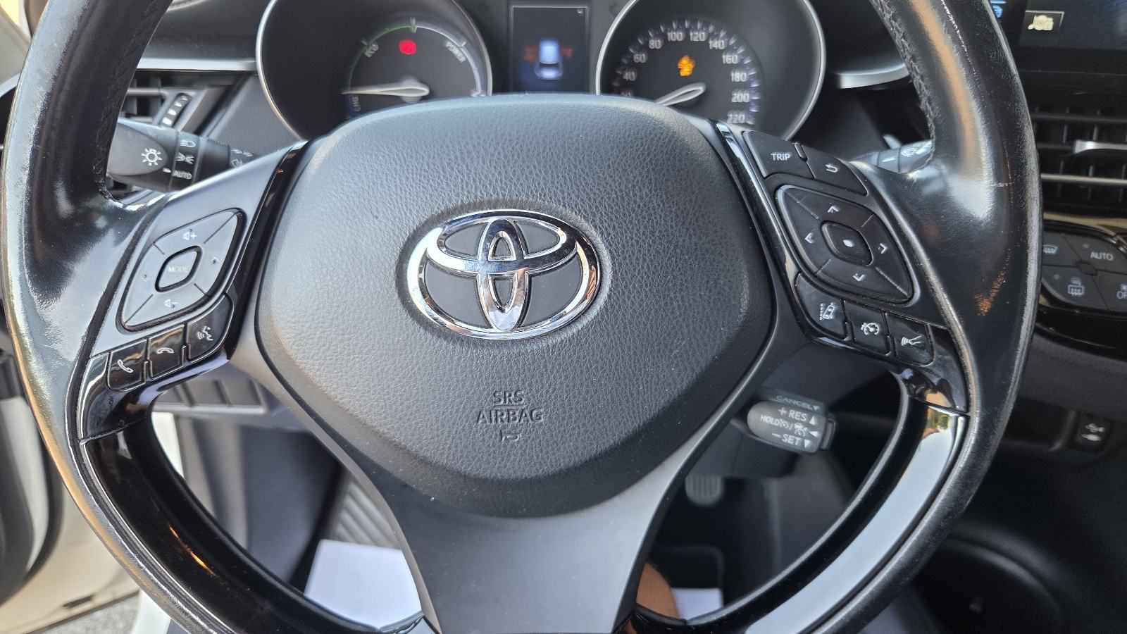 Toyota C-HR Hybrid HR auto 90tkm servisna automatik, fotografija 10