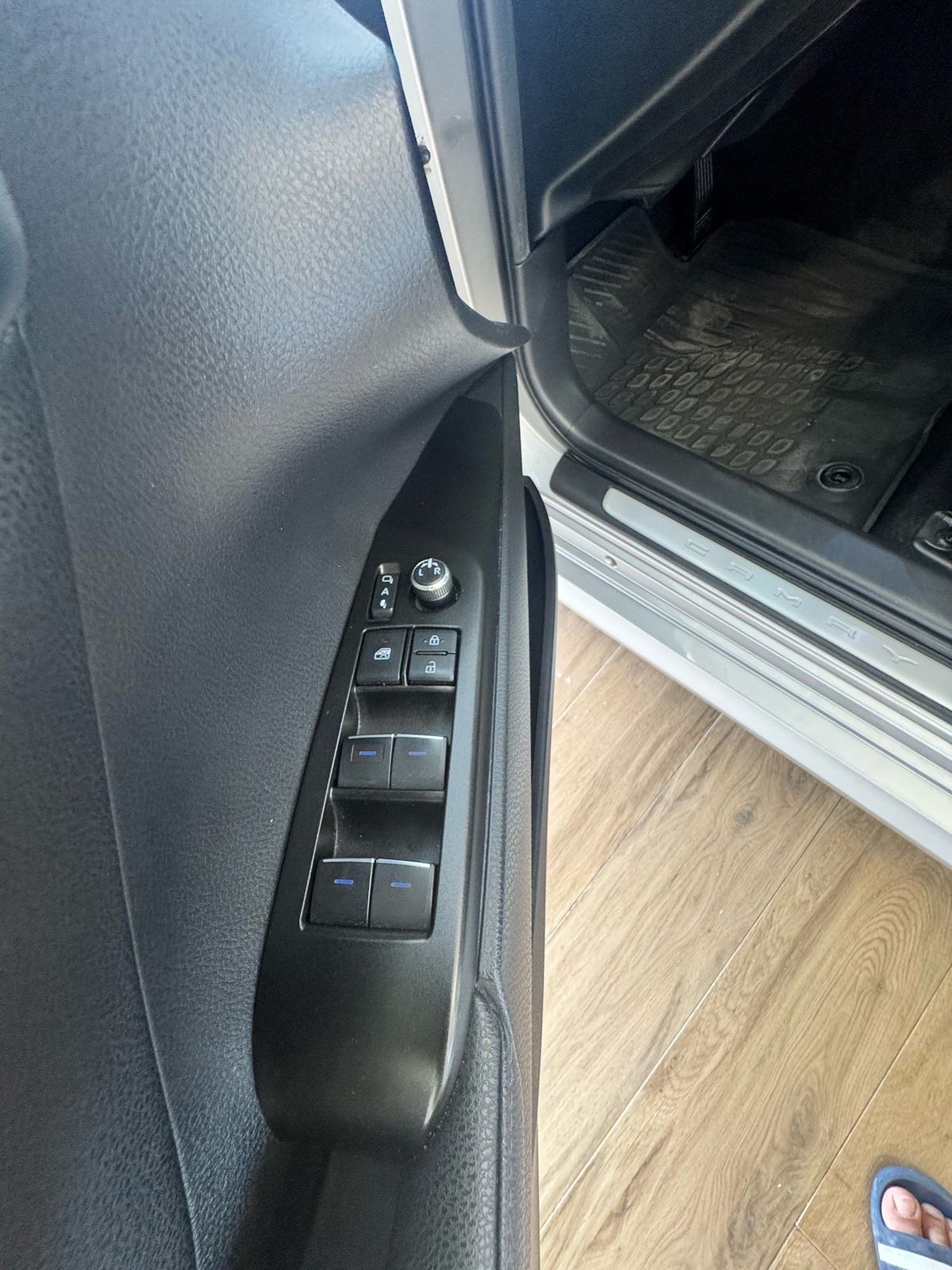 Toyota Camry 2,5 automatik, fotografija 14