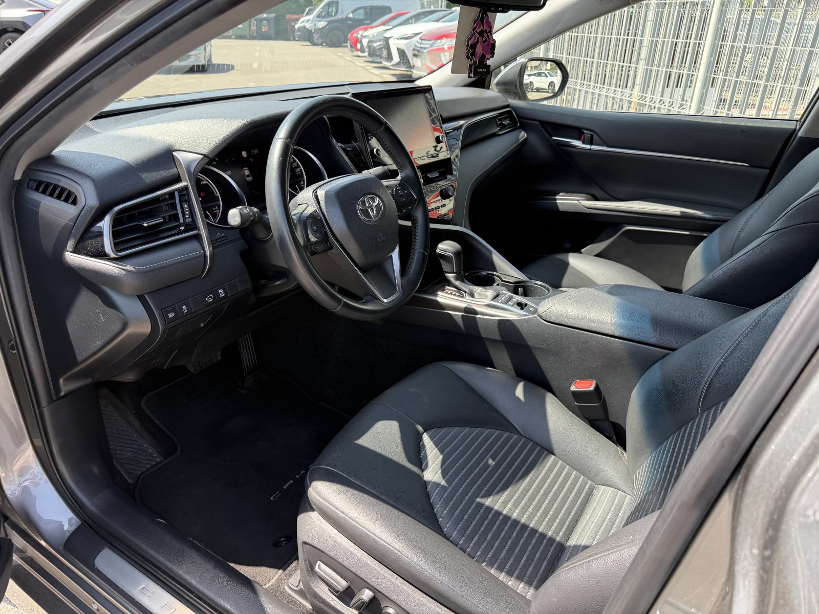 Toyota Camry Hybrid 2,5 Sol, fotografija 9