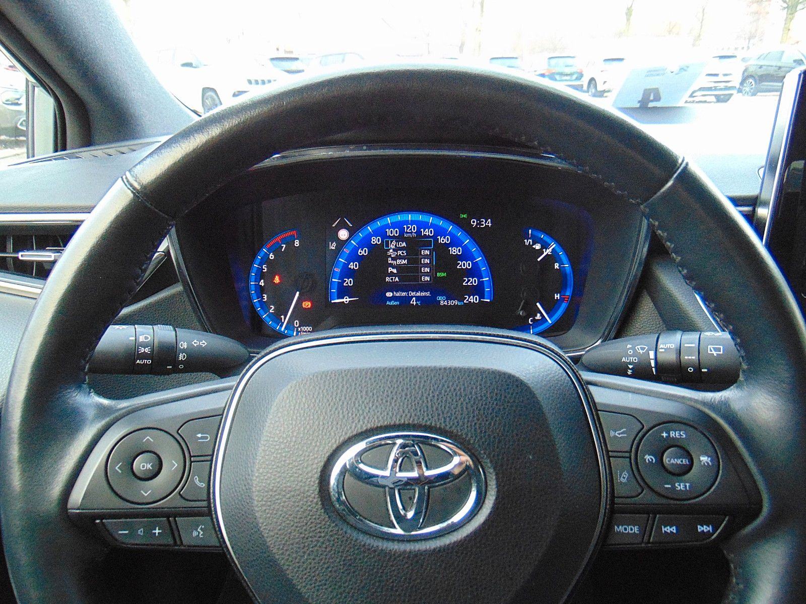 Toyota Corolla 1,2 Turbo ACC KAMERA APPLE CARPLAY ANDROID AUTO 2022 G., fotografija 9