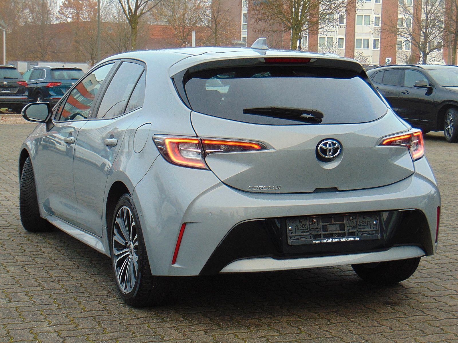 Toyota Corolla 1,2 Turbo ACC KAMERA APPLE CARPLAY ANDROID AUTO 2022 G., fotografija 6
