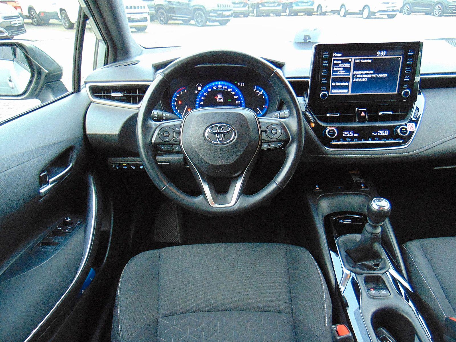 Toyota Corolla 1,2 Turbo ACC KAMERA APPLE CARPLAY ANDROID AUTO 2022 G., fotografija 10
