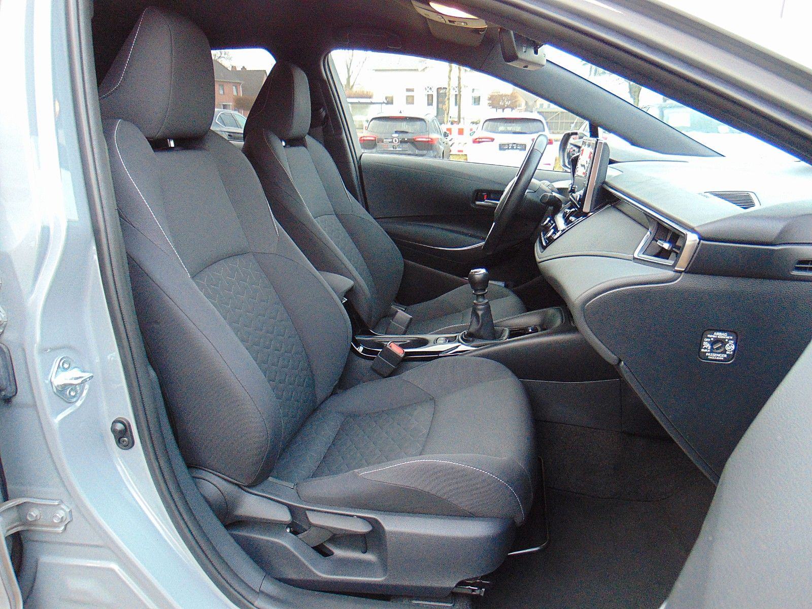 Toyota Corolla 1,2 Turbo ACC KAMERA APPLE CARPLAY ANDROID AUTO 2022 G., fotografija 12