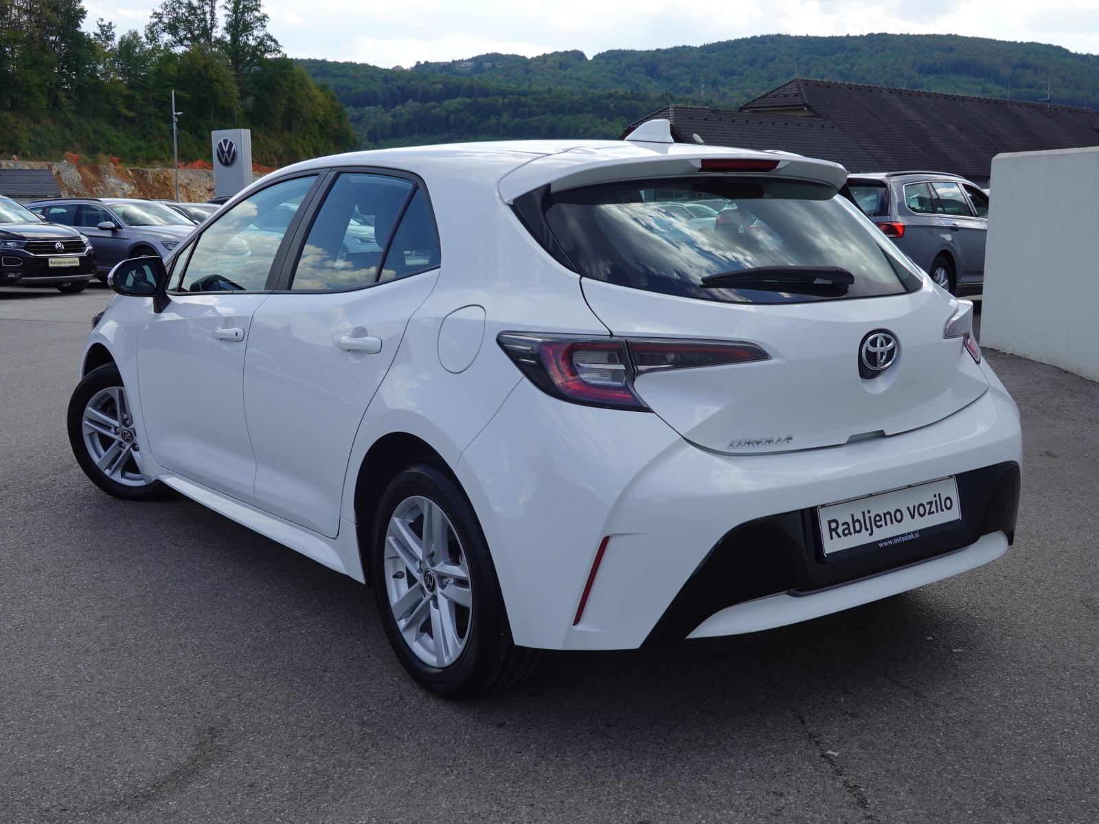 Toyota Corolla 1.2 Turbo+LED+VIRTUAL+VZV.KAMERA+SLO.PODRIJETLO, fotografija 5