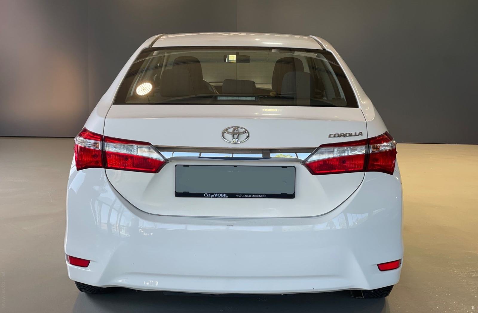 Toyota Corolla 1,33 Terra 58000 km, fotografija 2