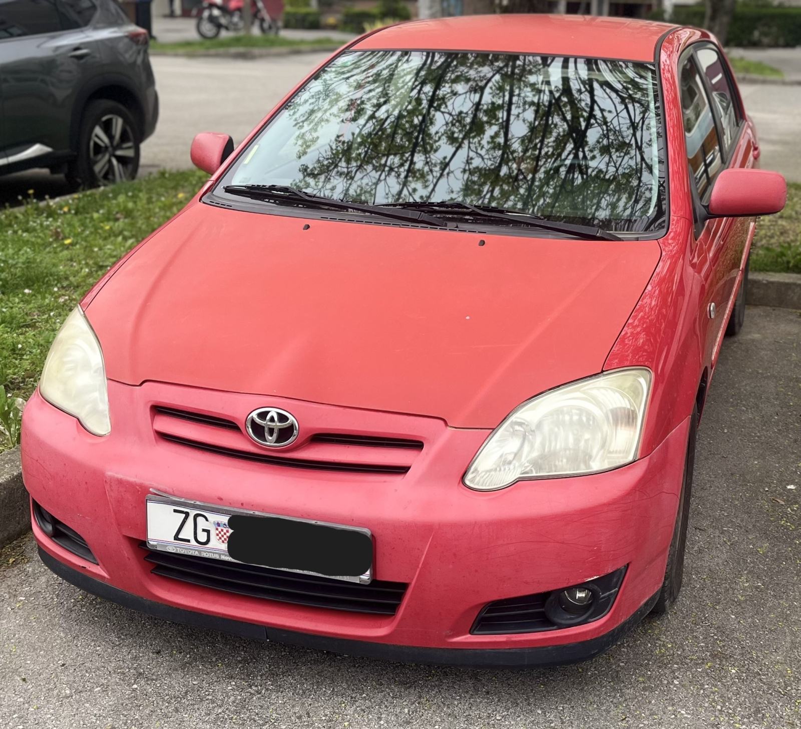 Toyota Corolla 1.4 VVT, pogled izvana - slika 2