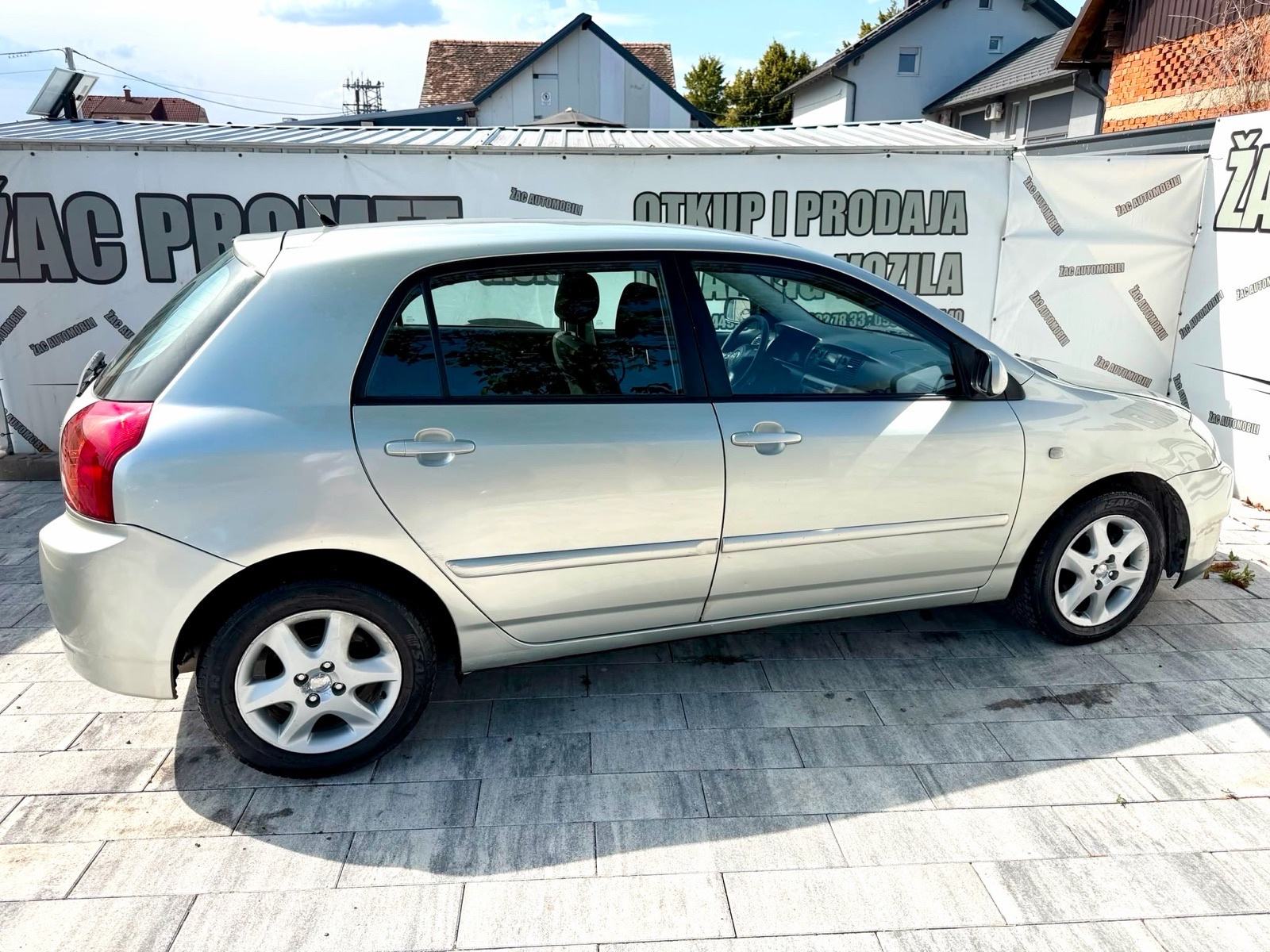 Toyota Corolla 1.6 =HR AUTO= REG-1-GOD = KLIMA= KARTICE-36 RATA, fotografija 11