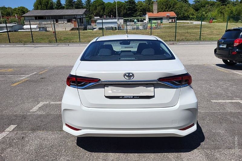 Toyota Corolla 1,6, fotografija 2