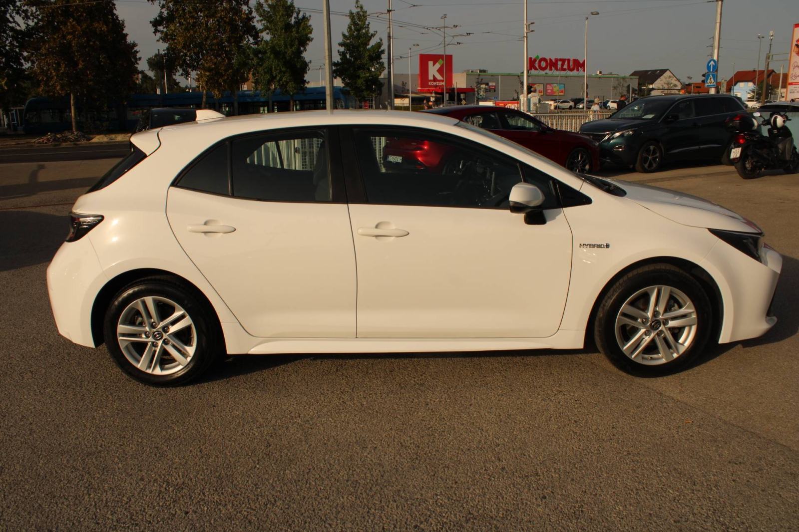 Toyota Corolla 1.8 Hybrid AUTOMATIK *LED, KAMERA*, fotografija 4