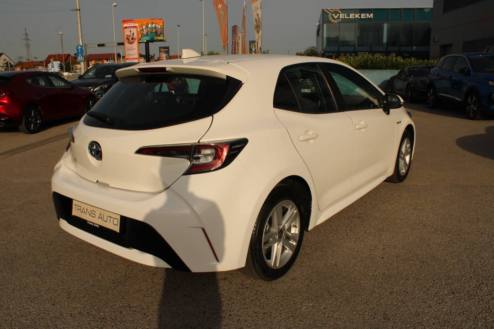 Toyota Corolla 1.8 Hybrid AUTOMATIK *LED, KAMERA*, fotografija 5