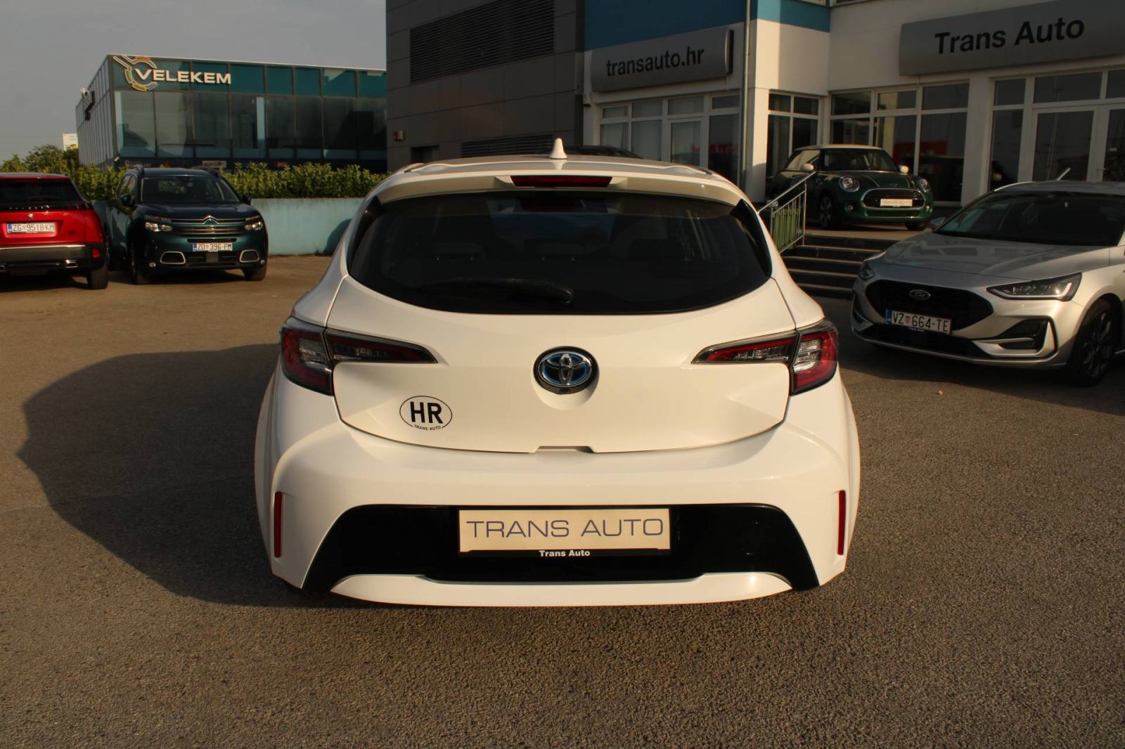 Toyota Corolla 1.8 Hybrid AUTOMATIK *LED, KAMERA*, fotografija 6
