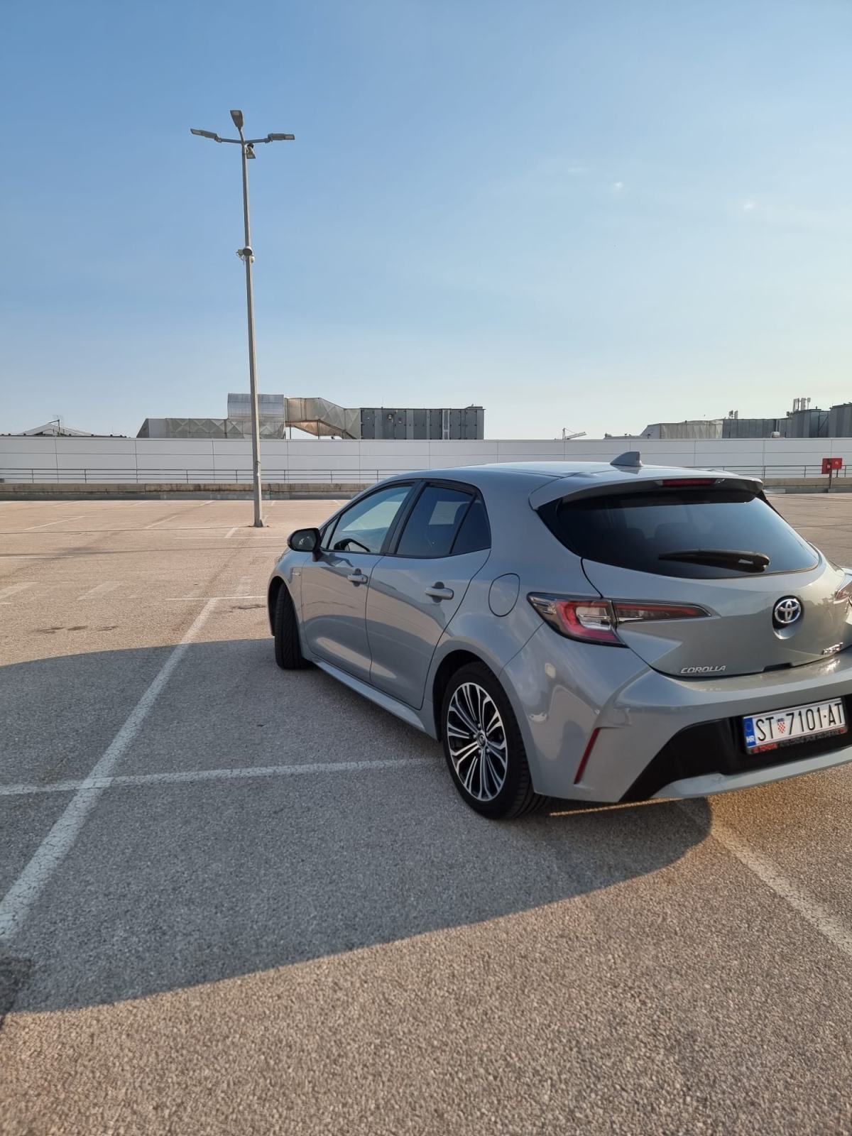 Toyota Corolla 1,8 VVT-i automatik, fotografija 5
