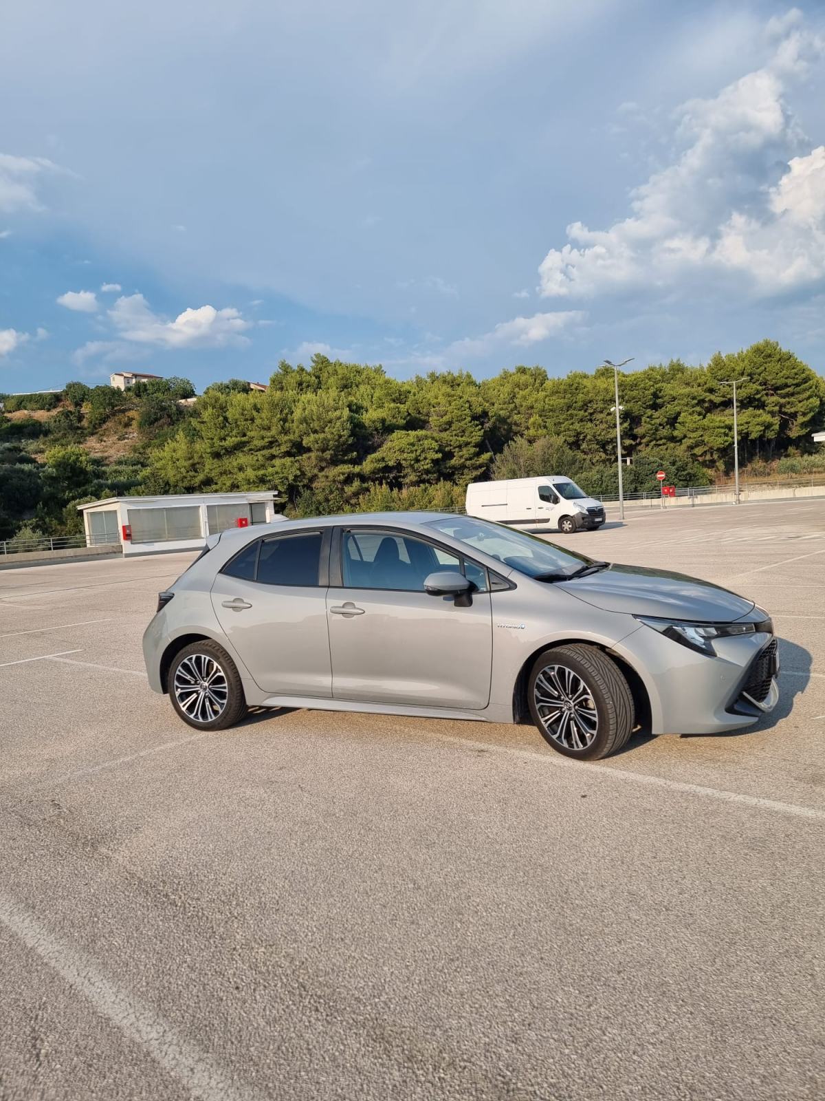 Toyota Corolla 1,8 VVT-i automatik, fotografija 8