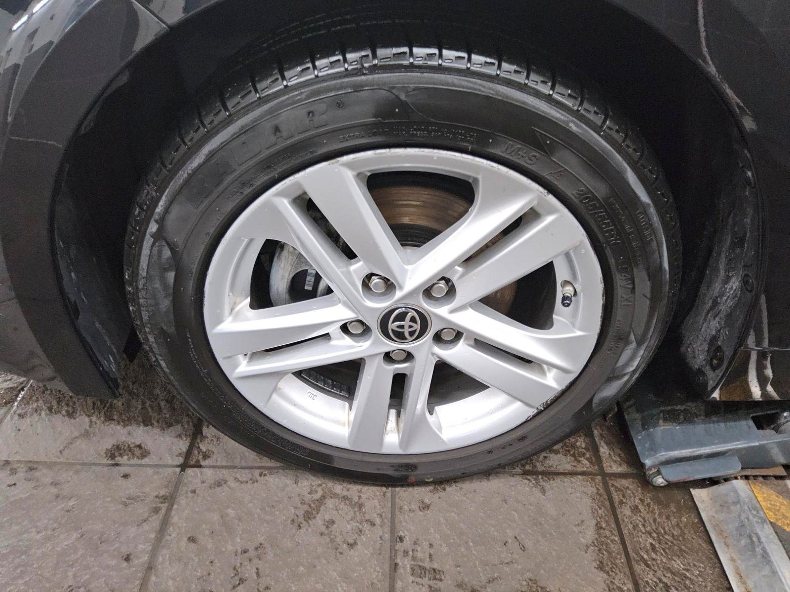 Toyota Corolla 1,8 VVT-i Hybrid 122KS e-CVT NAVI ACC KAMERA 2022 GOD., fotografija 3