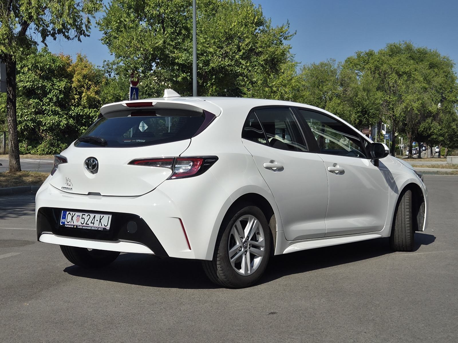 Toyota Corolla Hatchback 1.2 Turbo Luna • 80.670 km, fotografija 4
