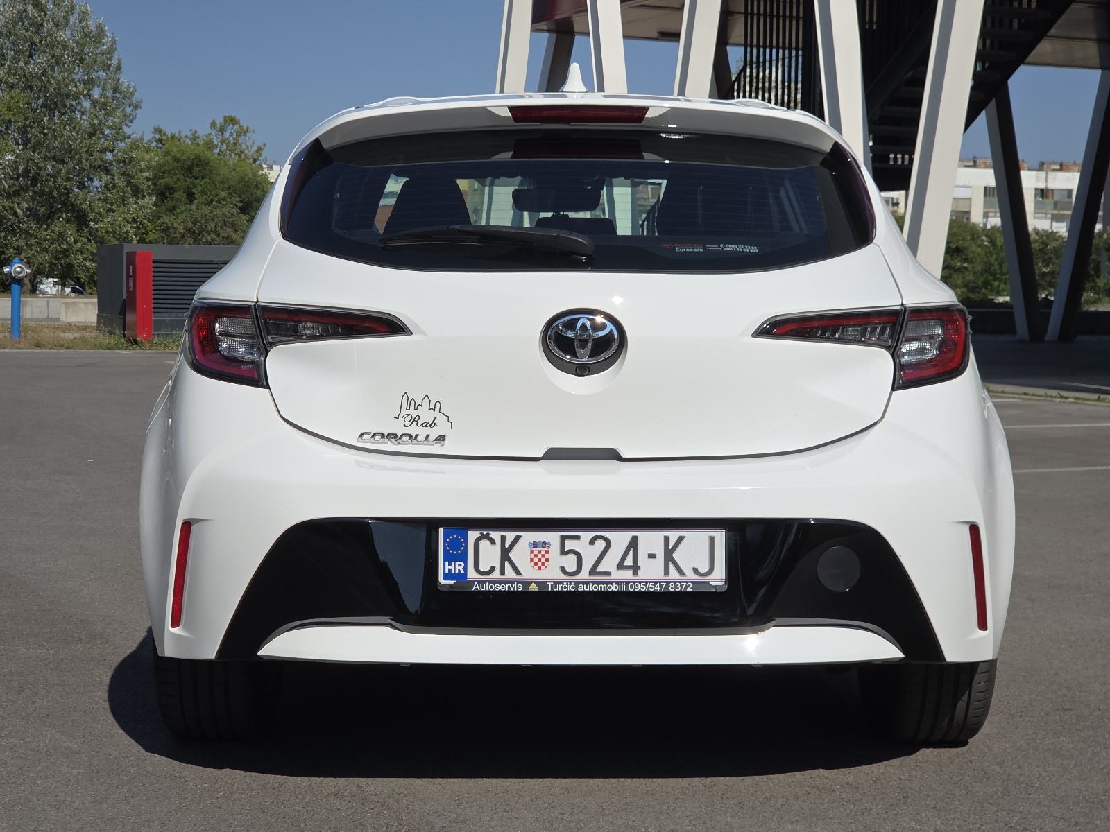Toyota Corolla Hatchback 1.2 Turbo Luna • 80.670 km, fotografija 8