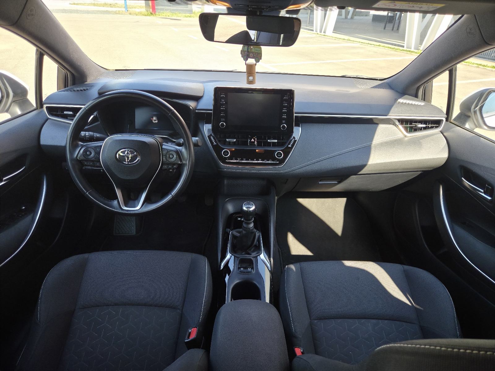 Toyota Corolla Hatchback 1.2 Turbo Luna • 80.670 km, fotografija 11
