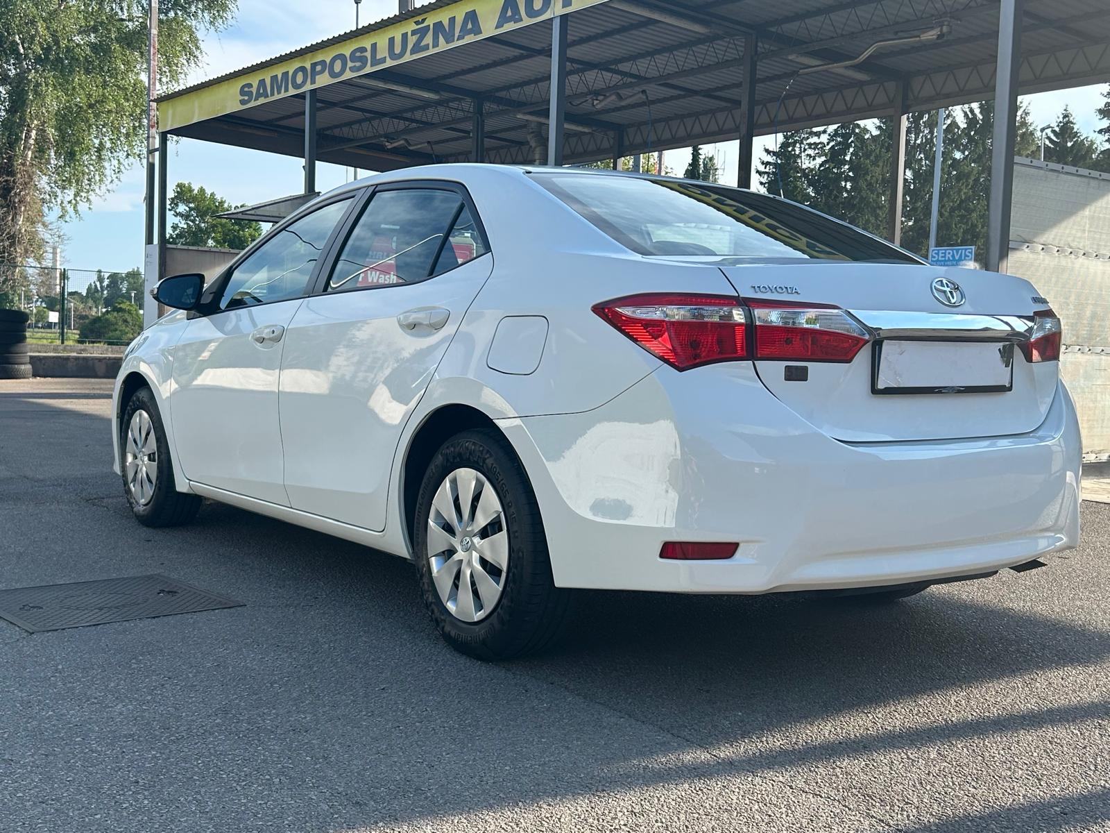 Toyota Corolla Sedan 1.33 #73KW #2016.G #BENZIN-PLIN, fotografija 3
