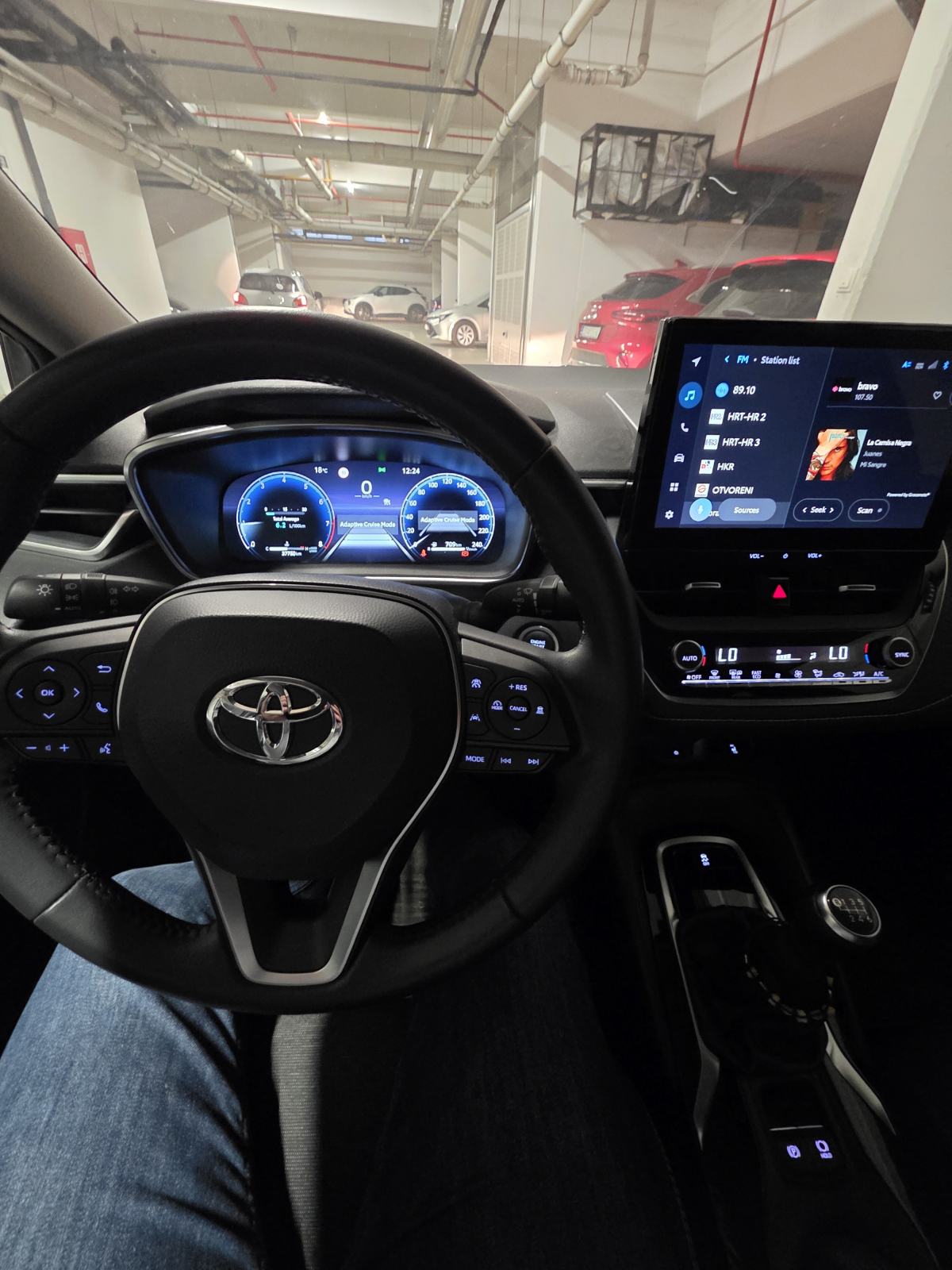 Toyota Corolla Sedan 1,5 VVT-i, fotografija 16
