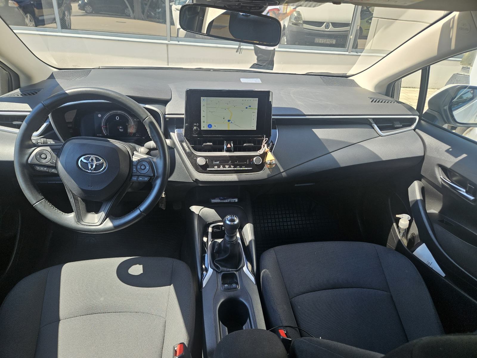 Toyota Corolla Sedan 1,5 VVT-i, fotografija 4