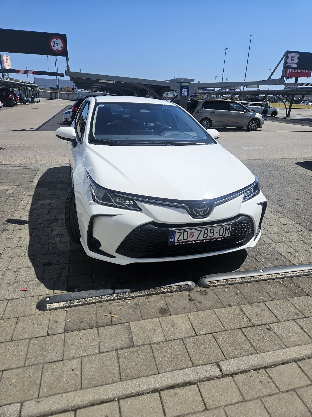 Toyota Corolla Sedan 1,5 VVT-i, fotografija 8