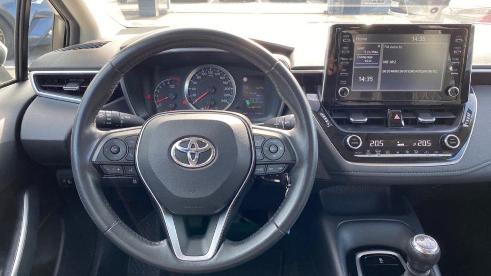 Toyota Corolla Sedan 1,6, fotografija 2