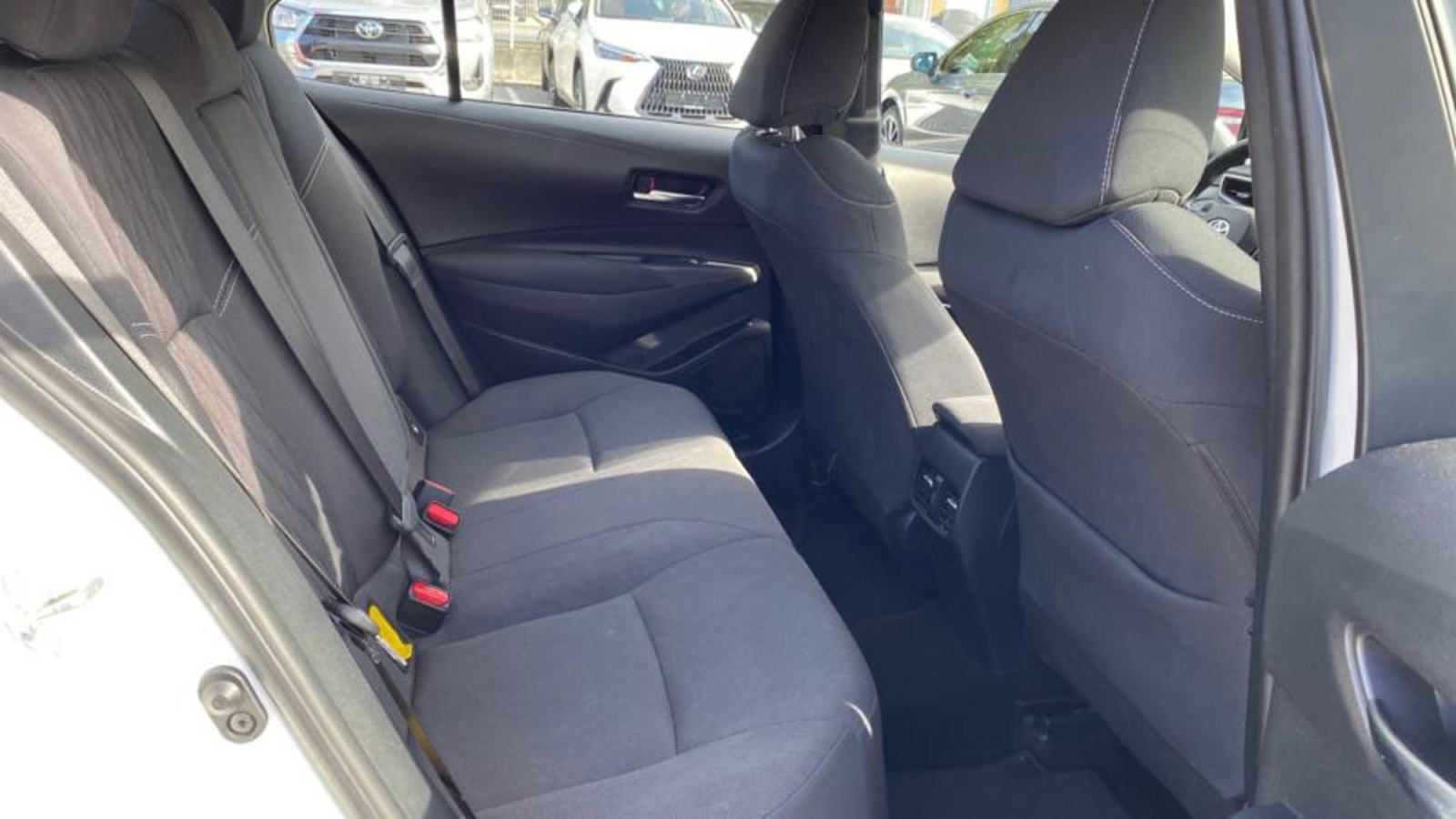 Toyota Corolla Sedan 1,6, fotografija 9