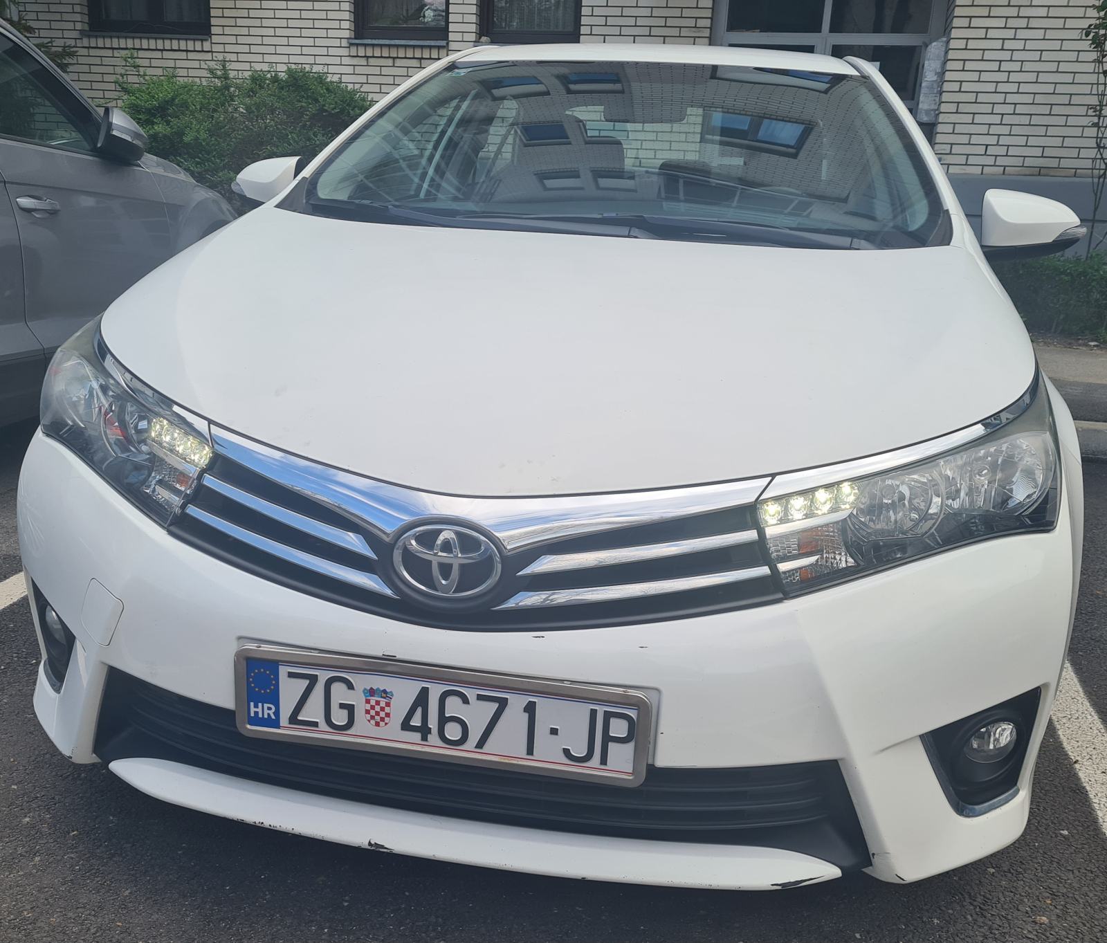 Toyota Corolla Sedan, fotografija 4