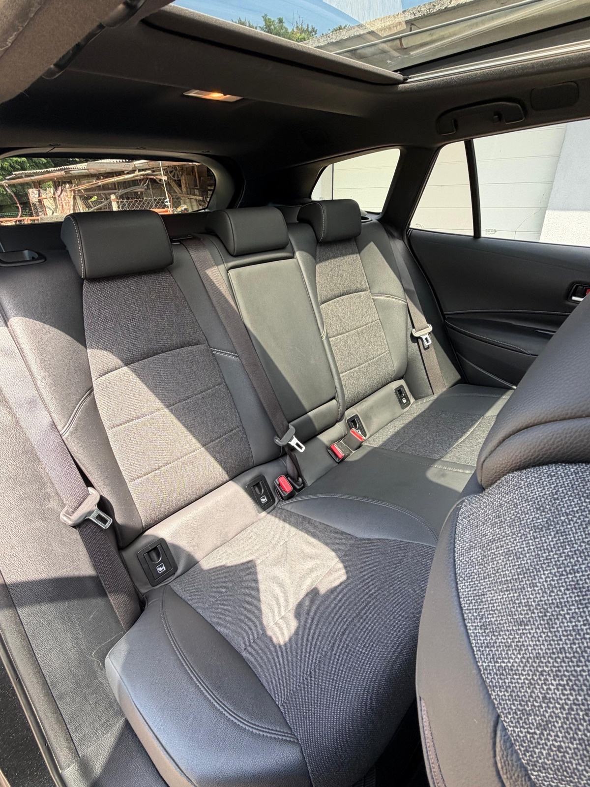 Toyota Corolla Touring Sports 2.0 Dynamic Force Hybrid, fotografija 16