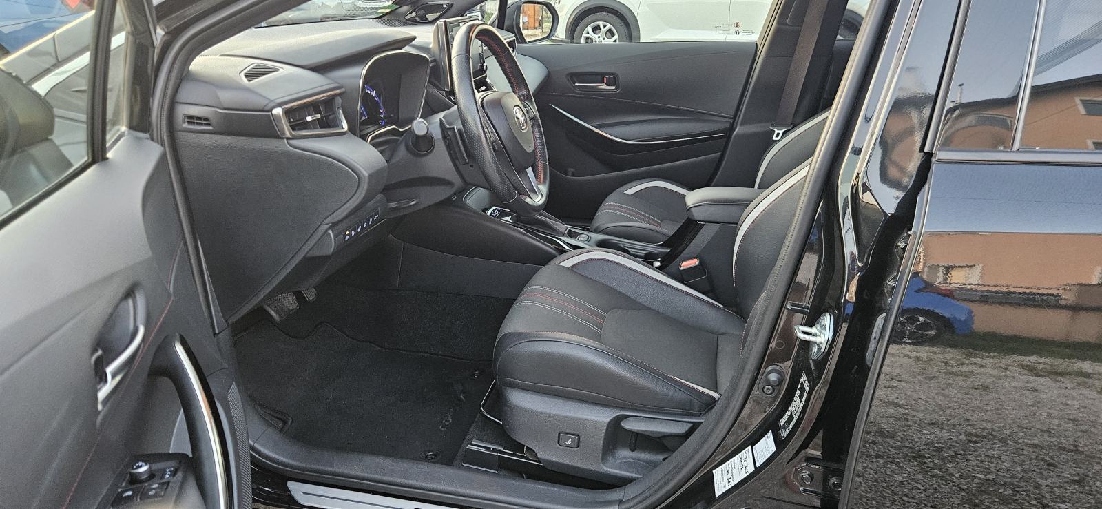 Toyota Corolla Touring Sports GR Sport 2.0 135kWt Panorama FULL OPREMA, fotografija 12